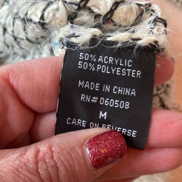 EUC Angie Sweater (size medium) - Picture 7 of 9